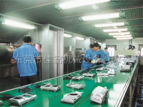 塑胶件喷油线现场